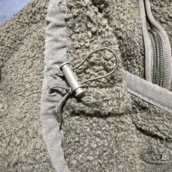 2/$35 Skims Cozy Grey Women's Crop Adjustable Sweater 2x/3x - Picture 7 of 9